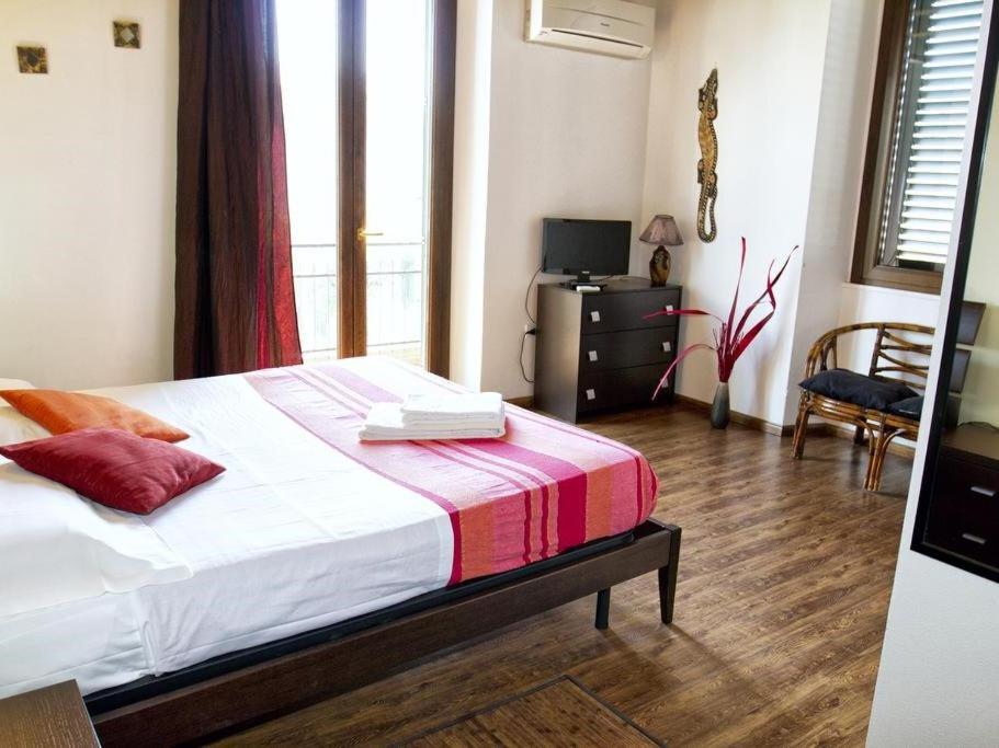 Cuscino E Cappuccino B&B Alghero Cameră foto